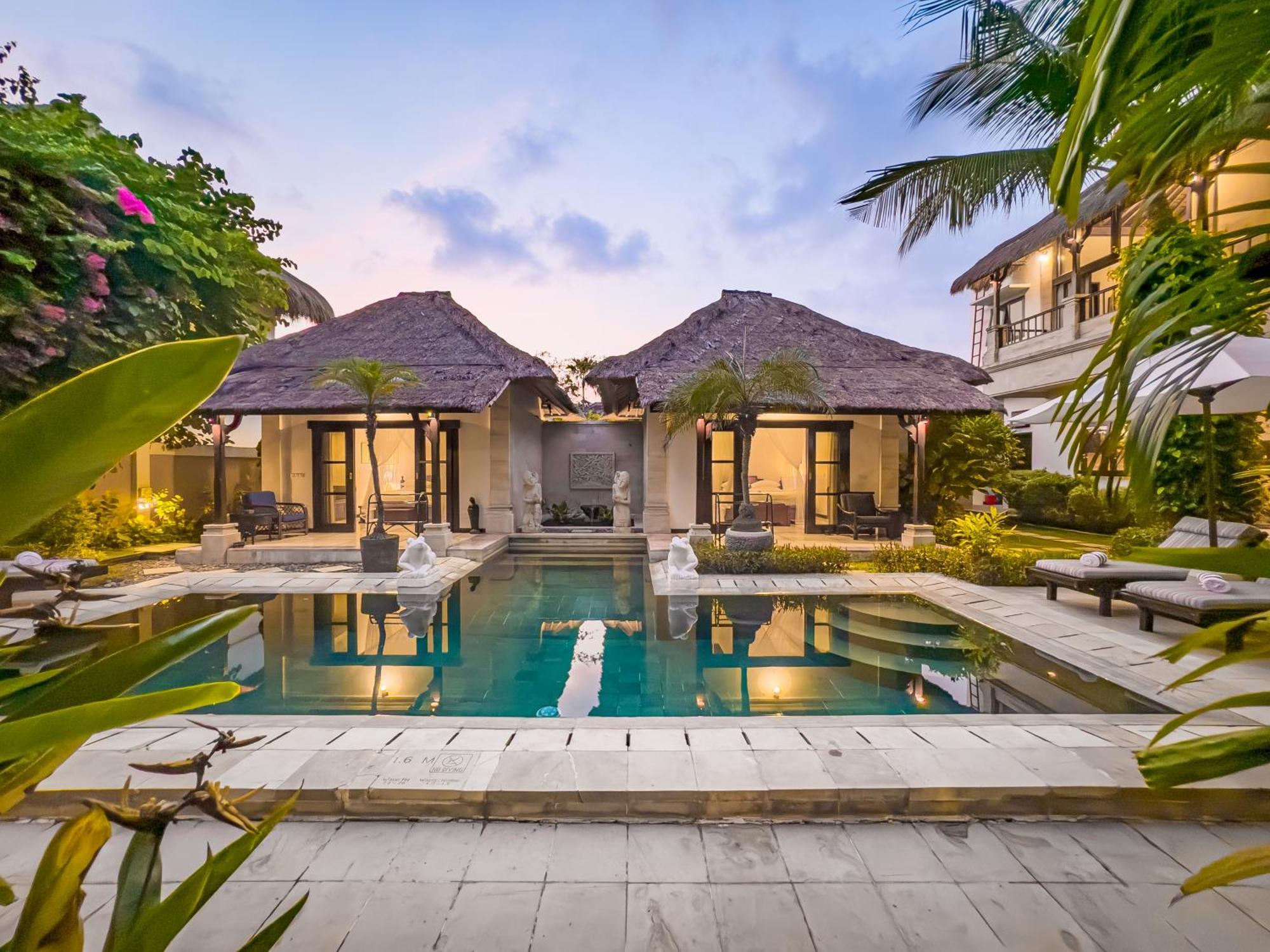 Villa Bugis Kayu Aya Seminyak Экстерьер фото