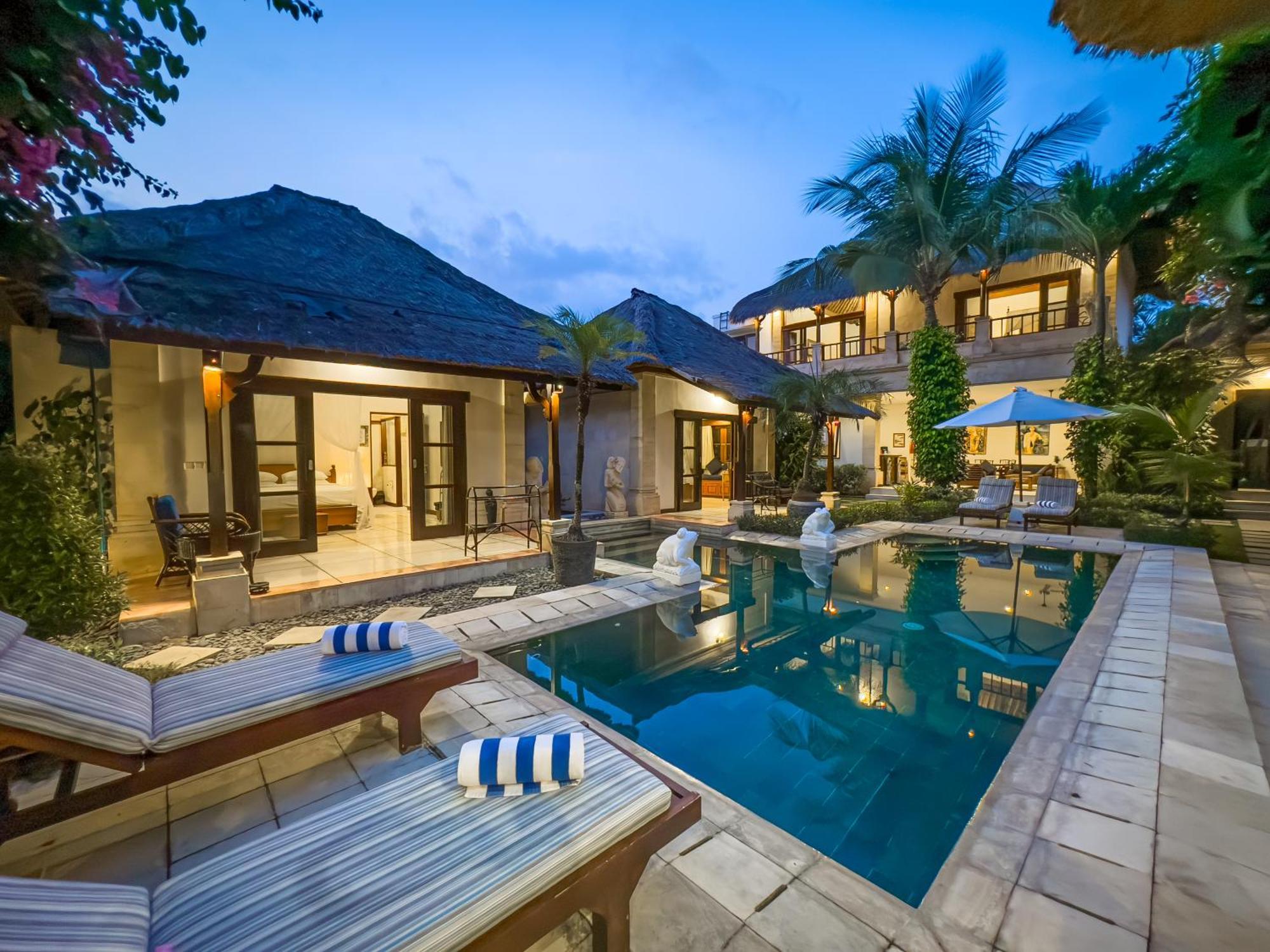 Villa Bugis Kayu Aya Seminyak Экстерьер фото