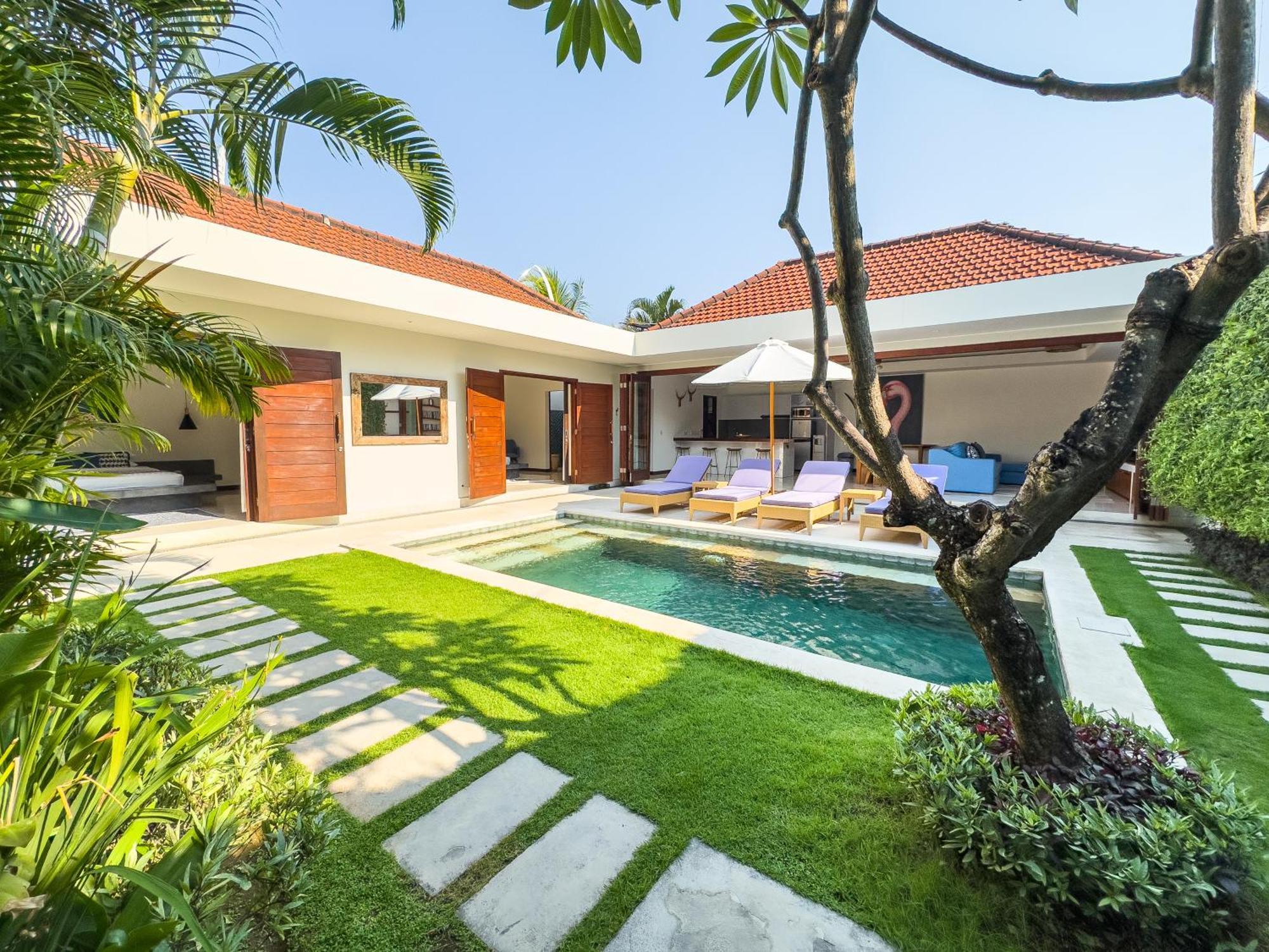 Villa Bugis Kayu Aya Seminyak Номер фото