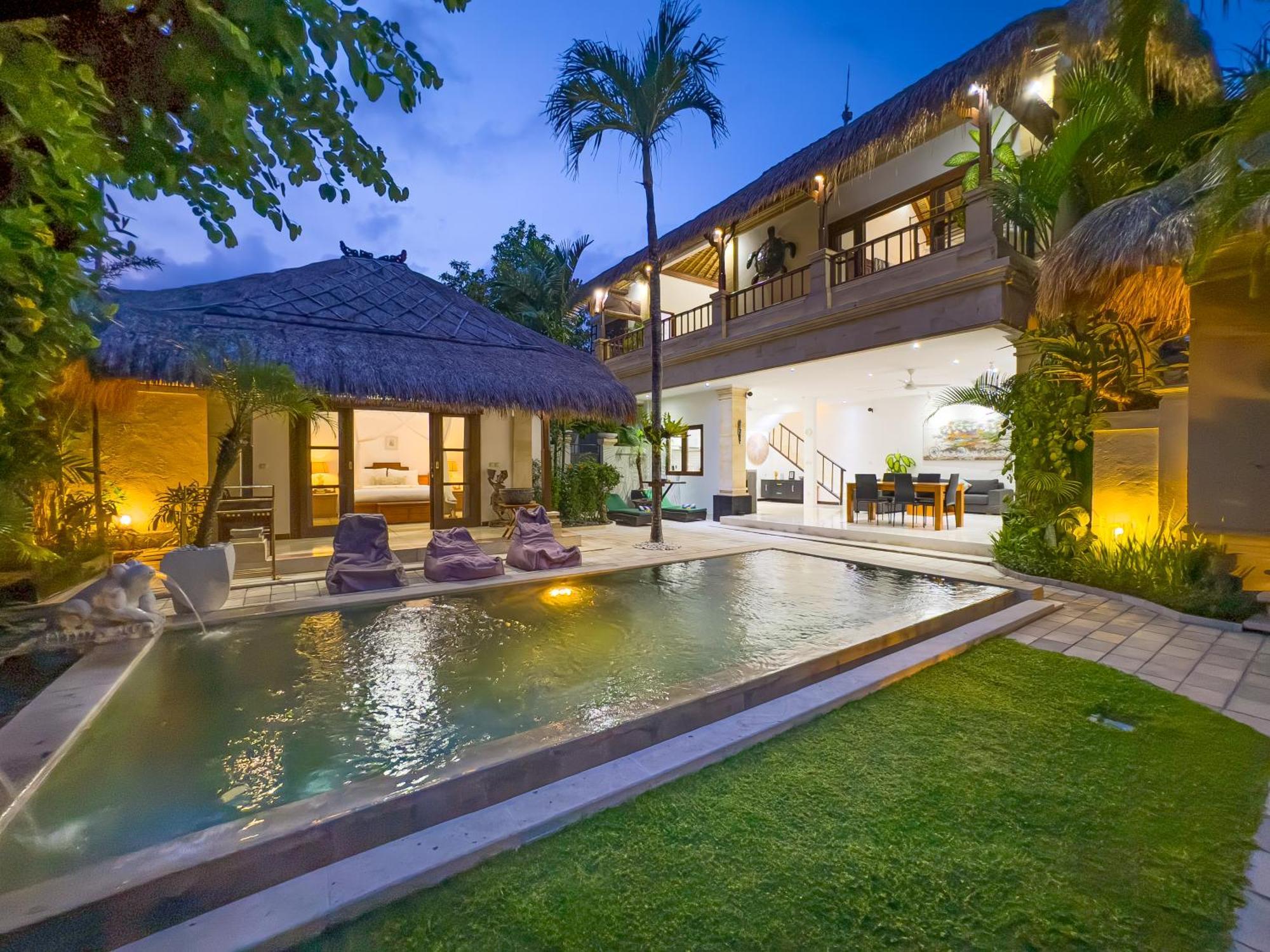 Villa Bugis Kayu Aya Seminyak Номер фото
