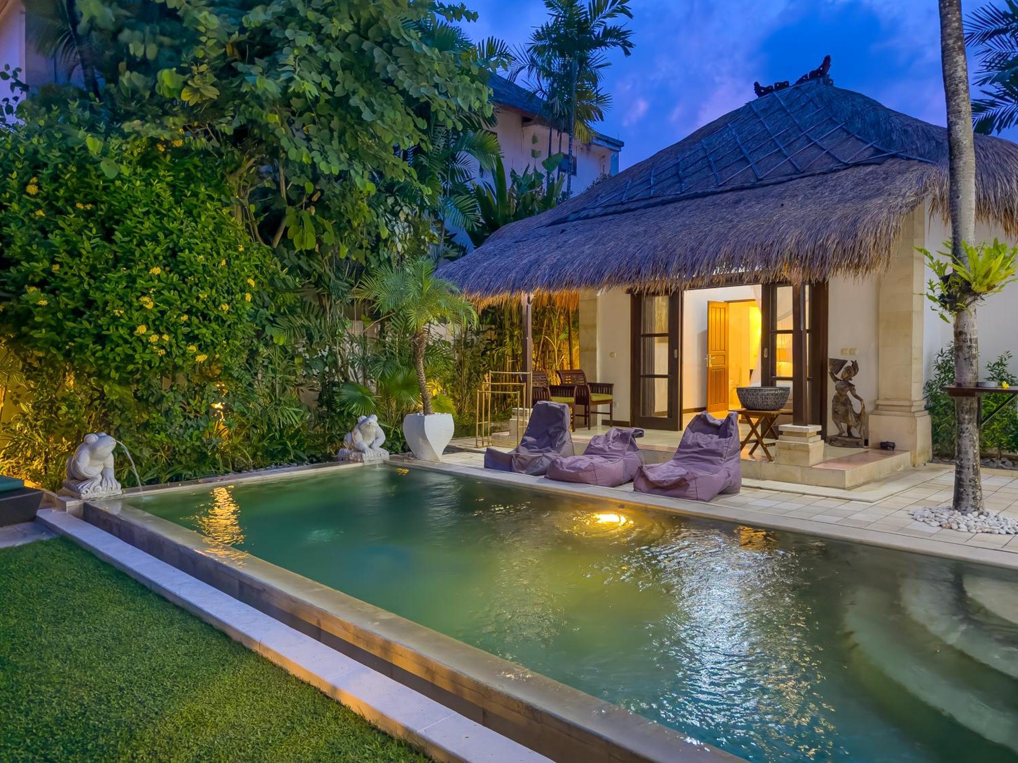 Villa Bugis Kayu Aya Seminyak Номер фото