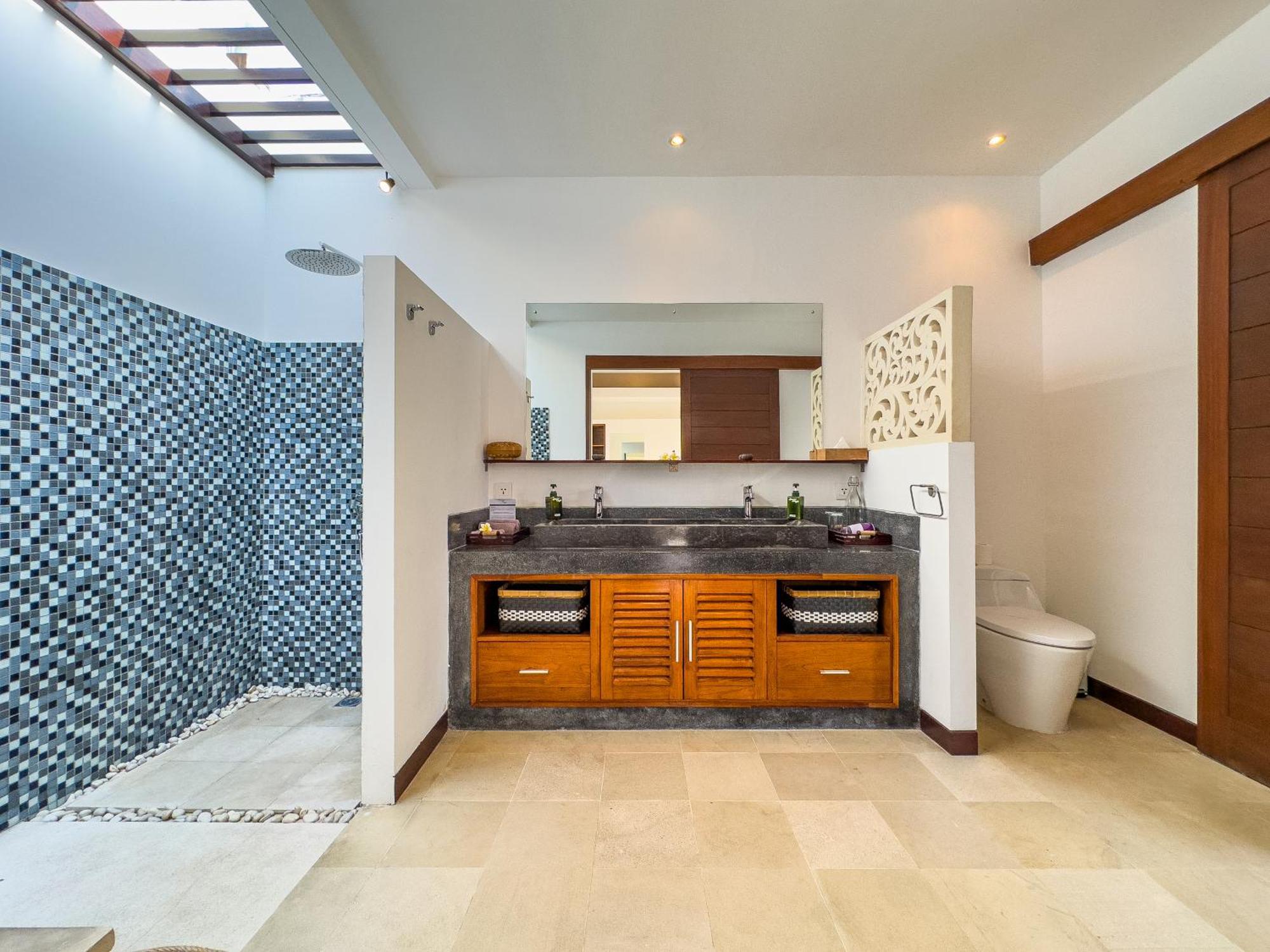 Villa Bugis Kayu Aya Seminyak Номер фото