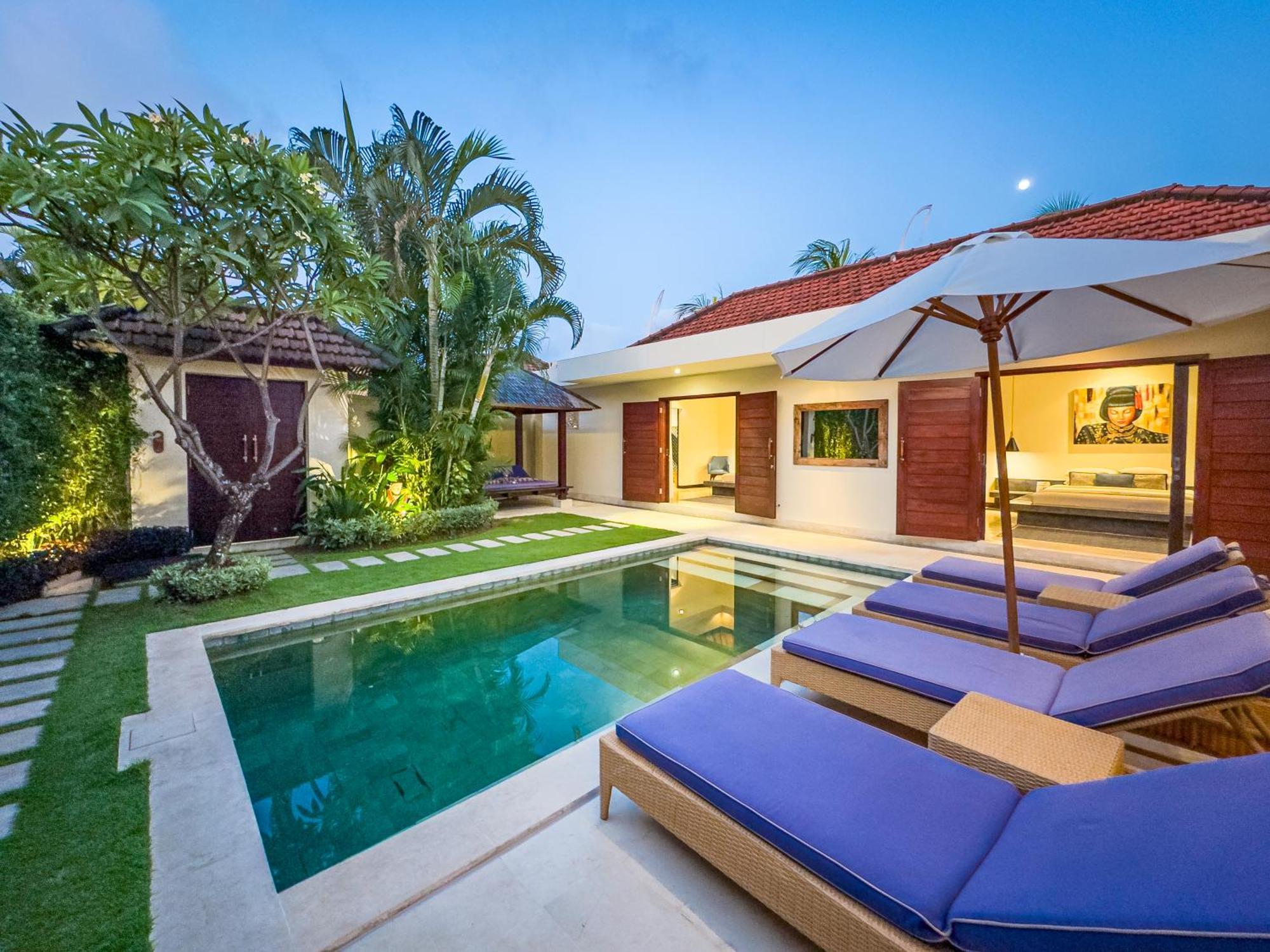 Villa Bugis Kayu Aya Seminyak Номер фото